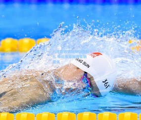 八连胜钢铁雄师剑指前三 季后赛版图因首钢震荡